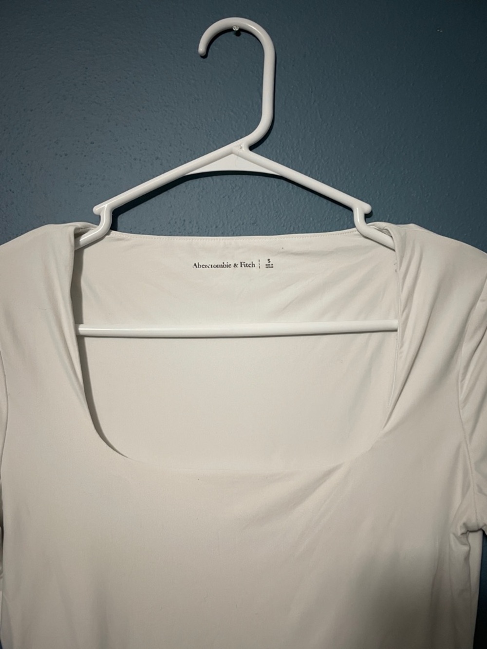 Abercrombie & Fitch White Bodycon Soft Long-Sleeve Square Neck Top Size Small - Picture 2 of 5